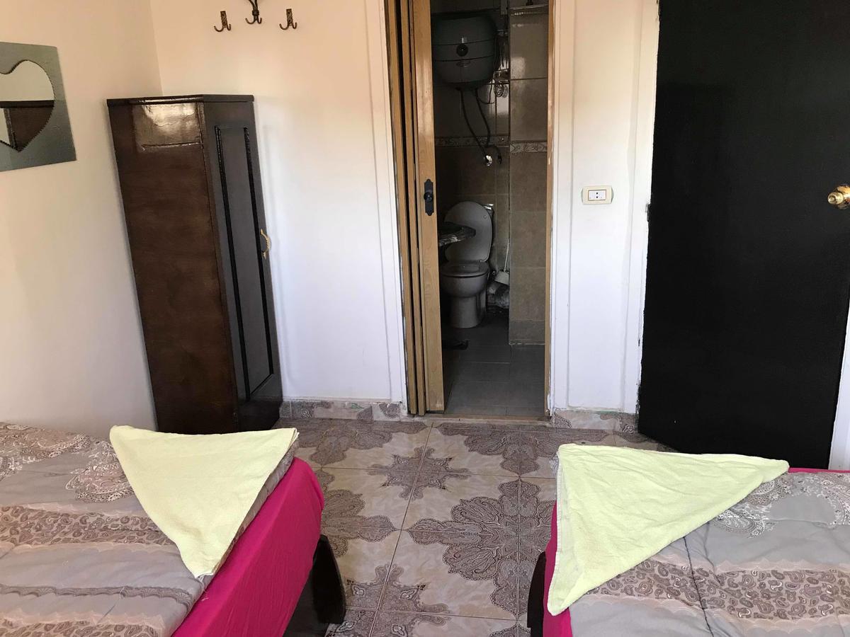 Wake Up! Cairo Hostel Bagian luar foto