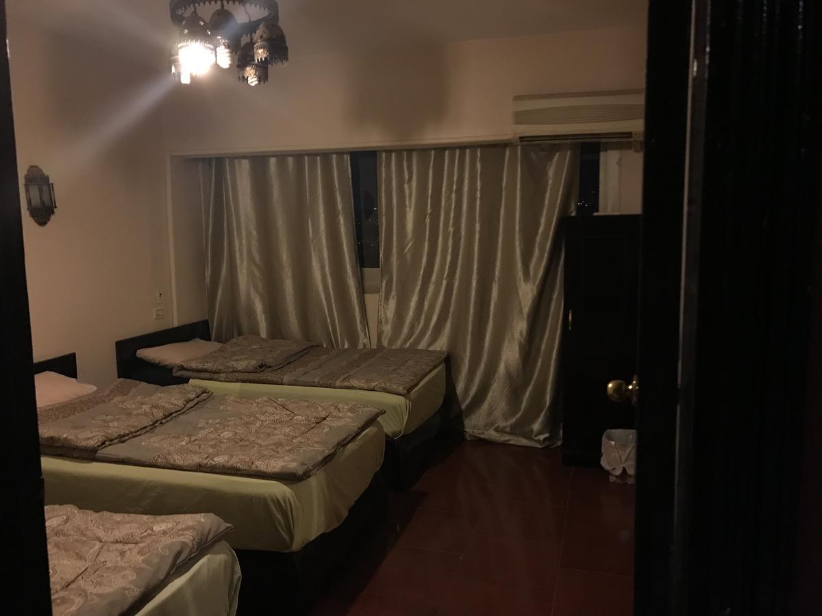Wake Up! Cairo Hostel Bagian luar foto