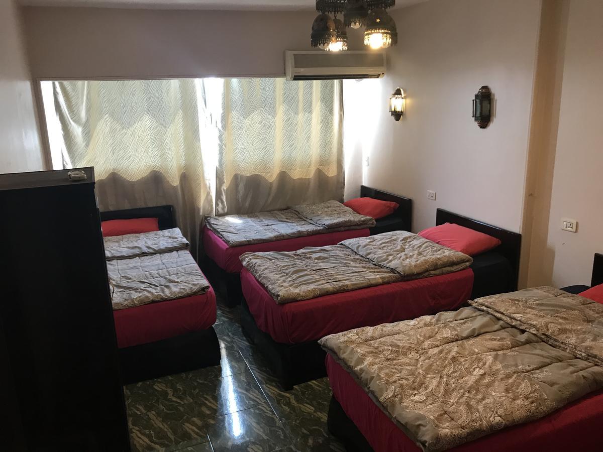 Wake Up! Cairo Hostel Bagian luar foto