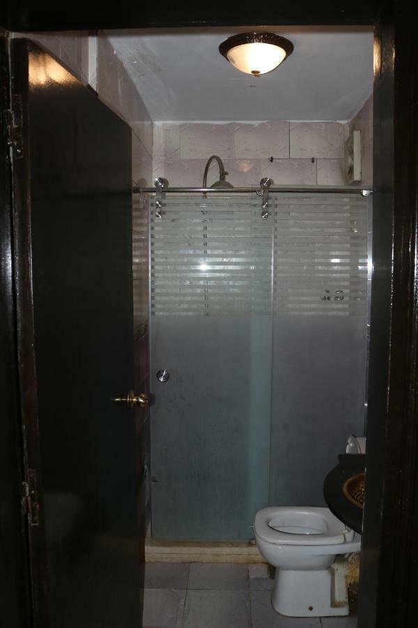 Wake Up! Cairo Hostel Bagian luar foto